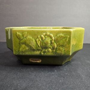 Vtg Haeger Hexagon Flower Pot Green 8.5" Retro Raised Rose Design Midcentury